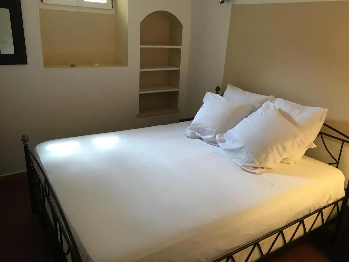 Appartement Place des lices Saint Tropez