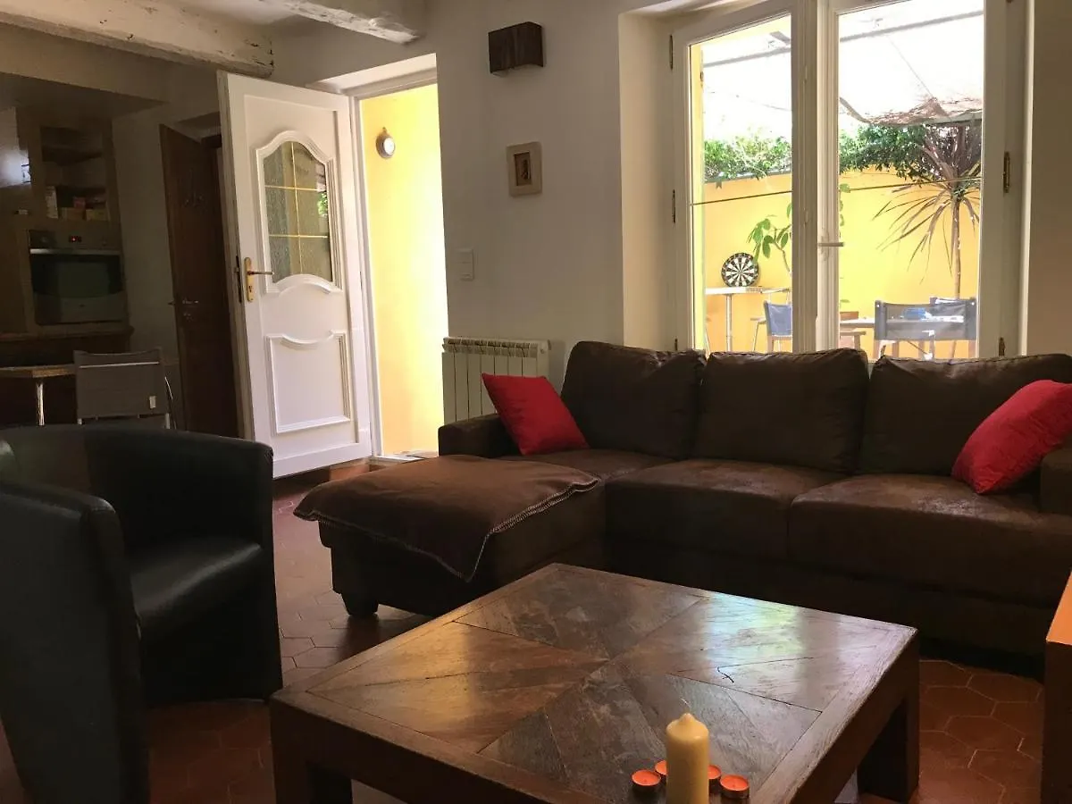 Appartement Place des lices Saint Tropez Saint-Tropez